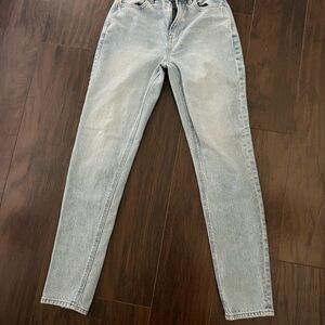 American Eagle Outfitters Mom Jeans with Tapered Leg